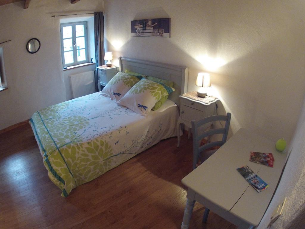 Salomony Chambre D'Hotes Marcols-les-Eaux 客房 照片